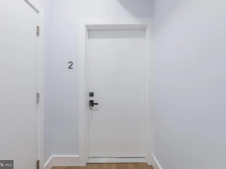 1012 17th Pl NE #1 — Photo 15