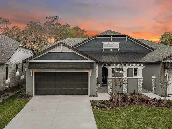 210 Villa Luna Ln, Lutz, FL 33549