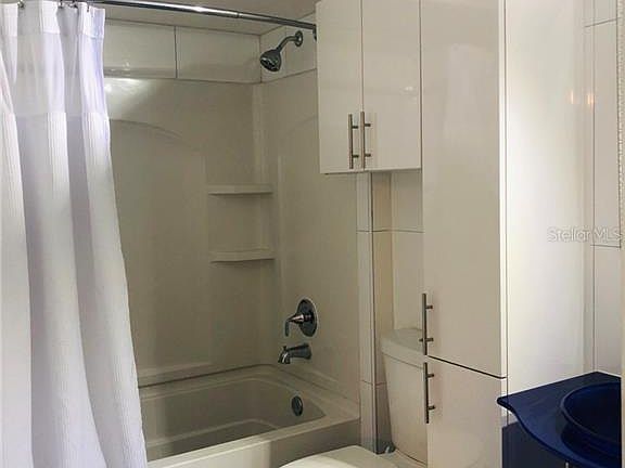 2nd image of 3107 Orchard Pl