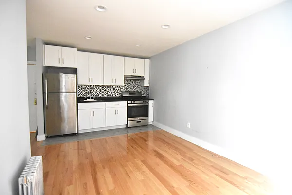 Rented by Compass | media 2