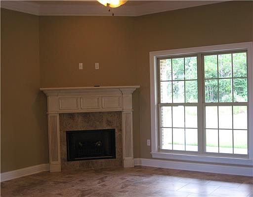 4th image of 52 Tantallon Dr
