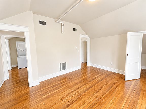 4th image of 12 N York Rd APT 2