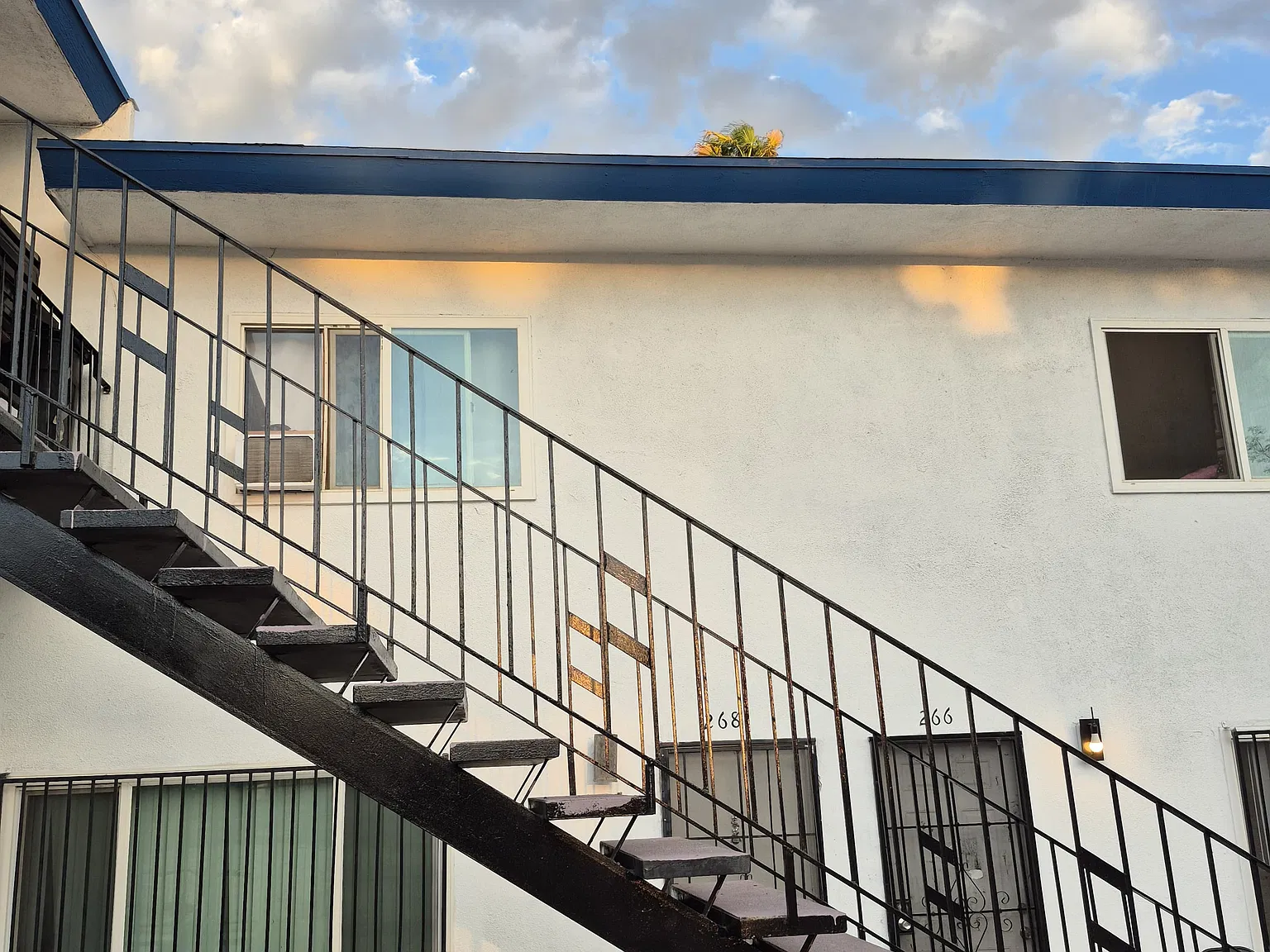 2 bed, $2,195 — Photo 2