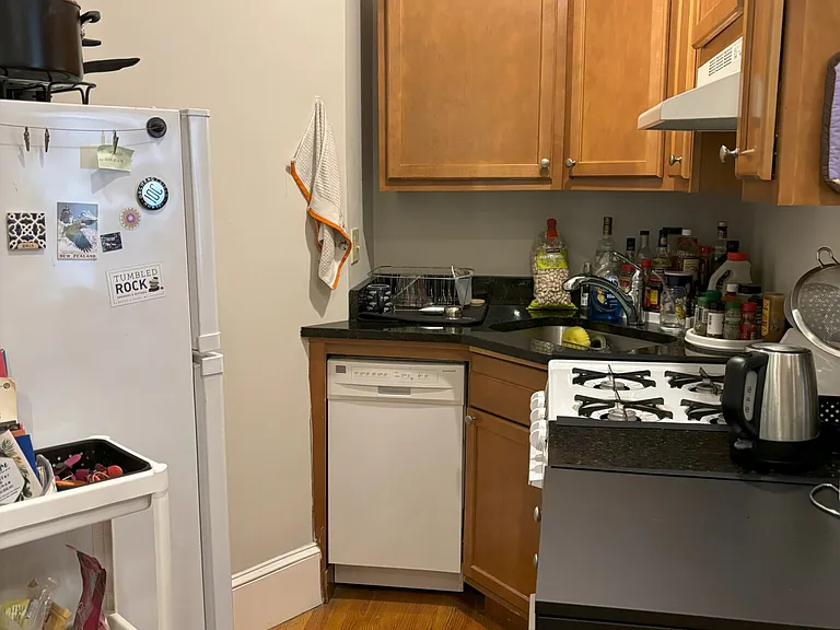 38 Hemenway St #26 — Photo 22