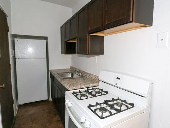 2nd image of 9315 W Sunnyside Ave #2E