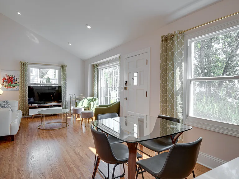 Hayden Dr — Photo 22