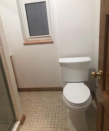 5th image of 2359 S Whipple St #2F