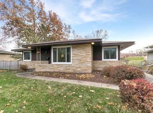 3310 Vilura Pkwy, Des Moines, IA 50310