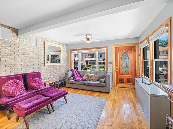 3rd image of 1537 E 51st St #H