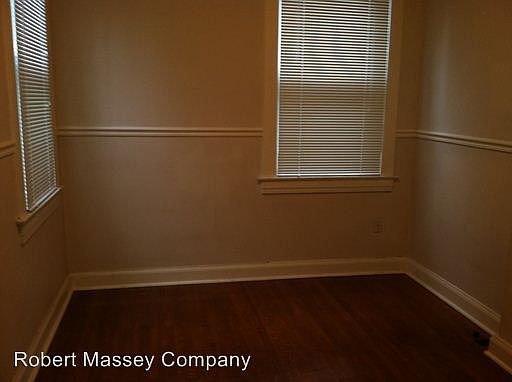 1st image of 1522 Rosewood Ave