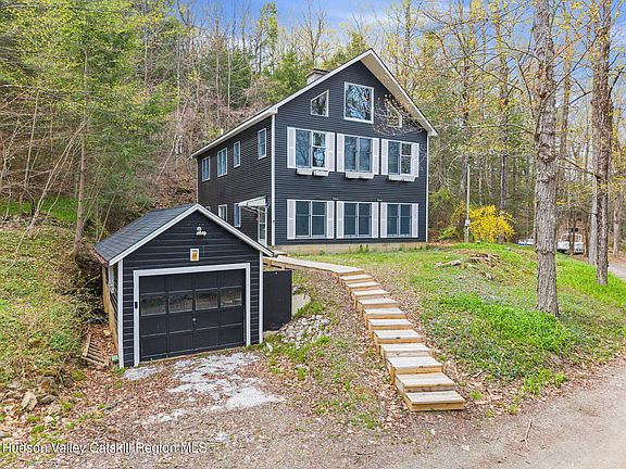 2nd image of 105 Mcnamee Road