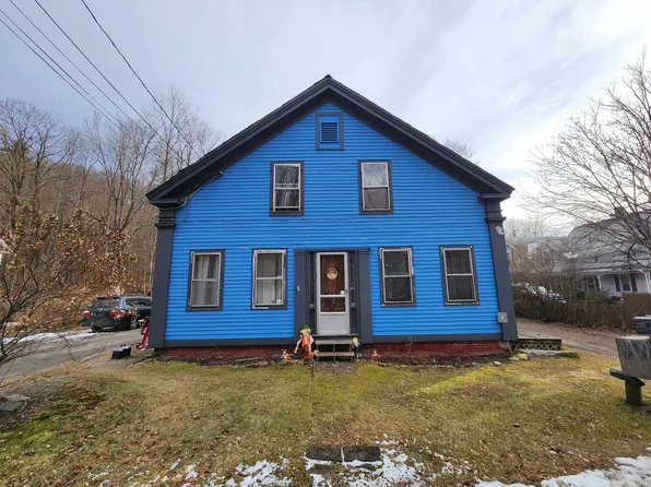 16 Snow Avenue, Hinsdale, NH 03451