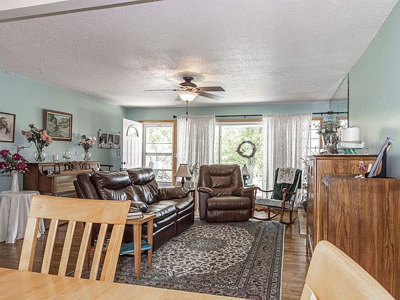 5th image of 417 NE 12th St