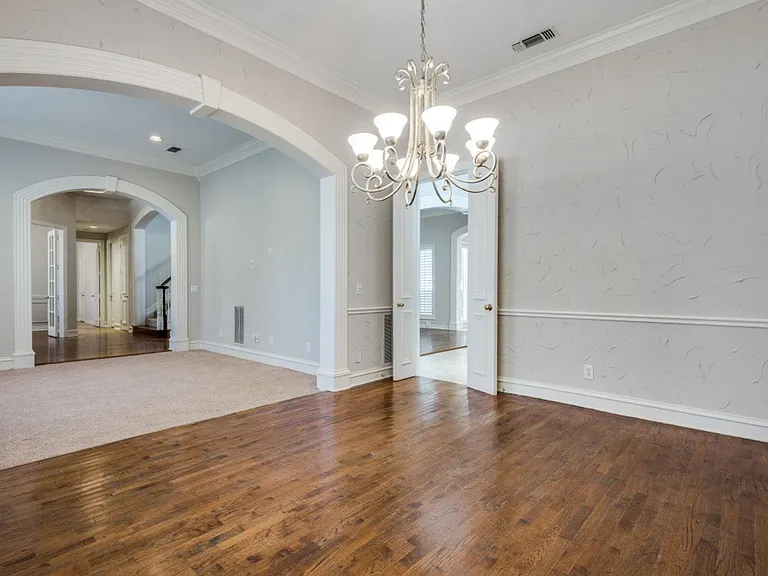 8100 Davidson Dr — Photo 7