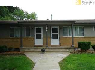 1009 SW Lea Dr, Lees Summit, MO 64081