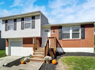 3129 Dorf Dr, Dayton, OH 45439