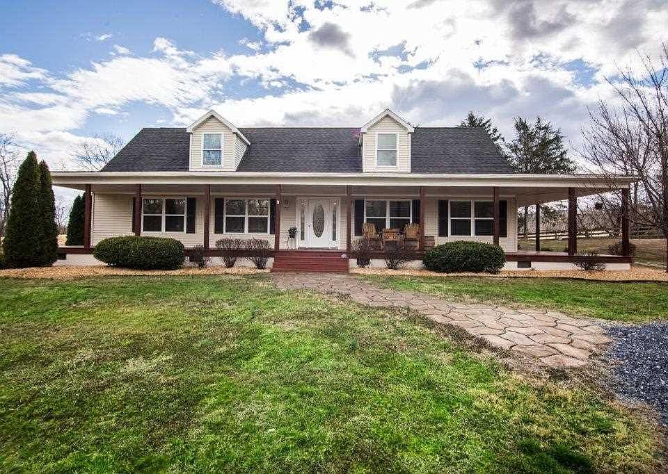 1st image of 313 Big Valley Ln
