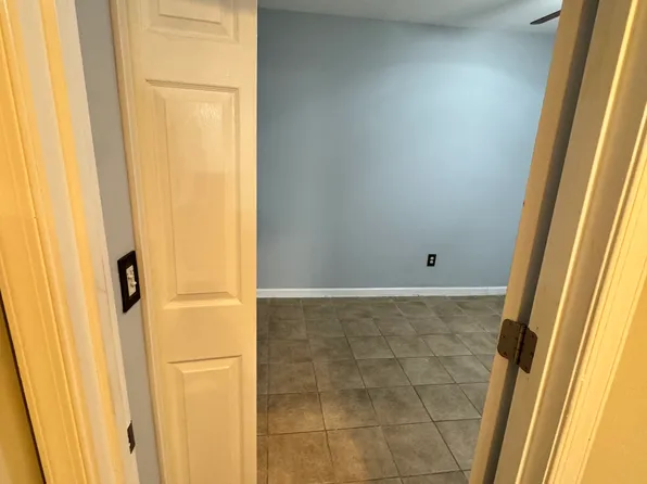 (undisclosed Address), Centreville, VA 20121