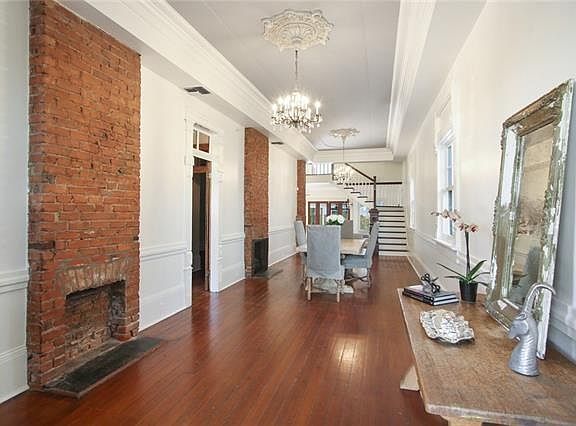 2nd image of 532 Leontine St