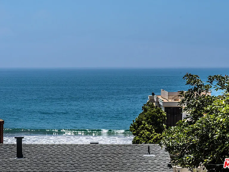 22605 Pacific Coast Hwy — Photo 2