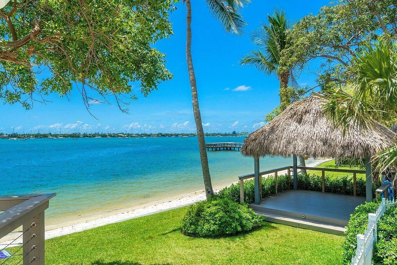 Palm Beach House — Photo 2