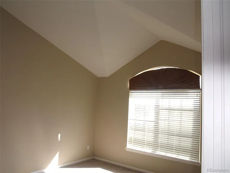 8338 Stonybridge Cir — Photo 30