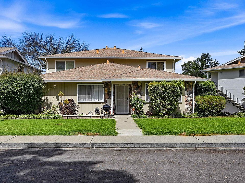 1st image of 1494 Del Rio Cir Unit D
