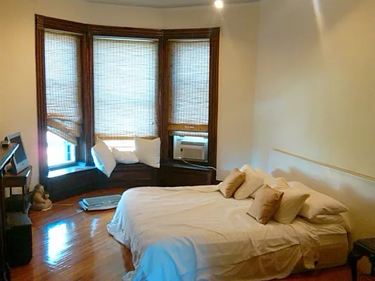 Rented by Alta Real Estate | media 18