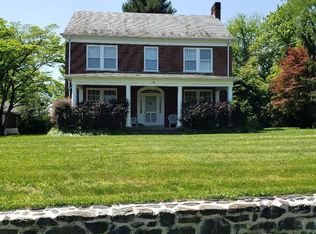2 Hoover Rd, Lancaster, PA 17603