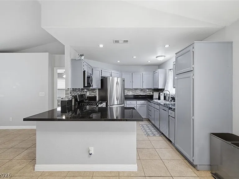 713 Marie Fenlon Dr #0 — Photo 8