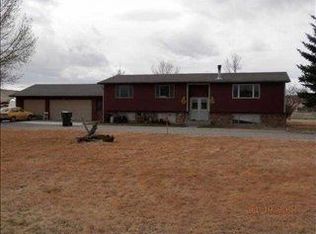 571 Freeman Ln, Dillon, MT 59725