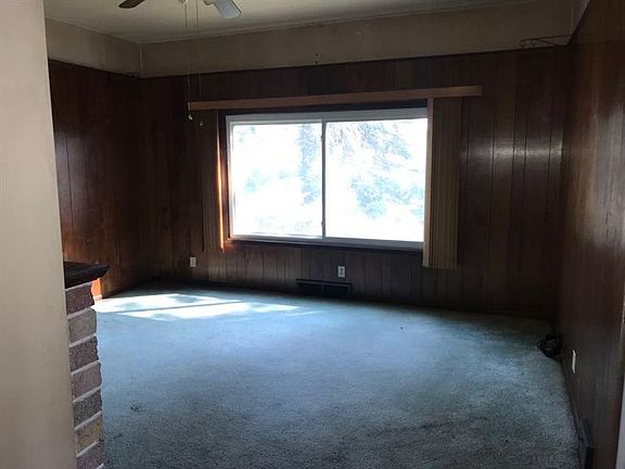 3rd image of 140 Oakland Ave