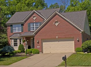 4177 Fallcrest Dr, Batavia, OH 45103