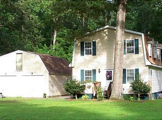 8133 Adams Creek Rd, Gloucester, VA 23061