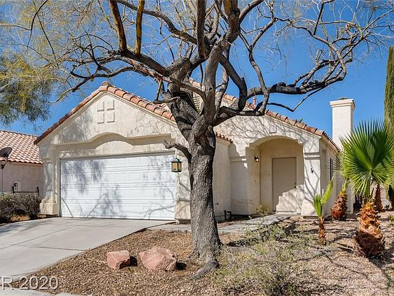 2nd image of 3631 Penedos Dr