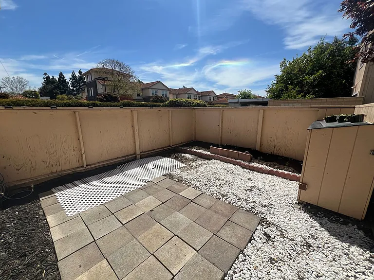 2188 Luz Ave — Photo 3