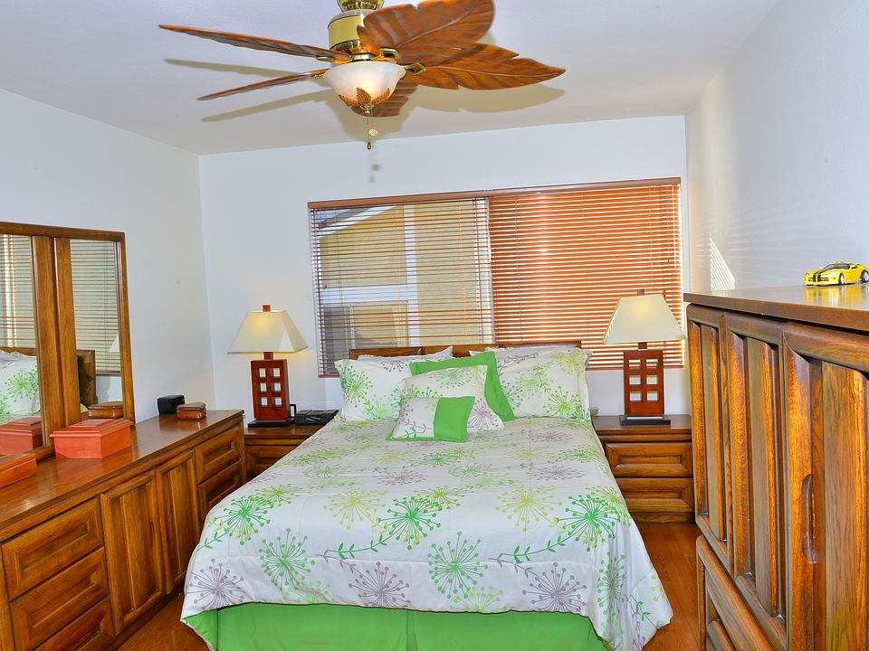 1st image of 61 Bahia Cir