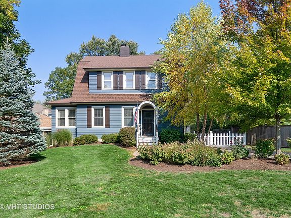2nd image of 1669 Elmwood Dr