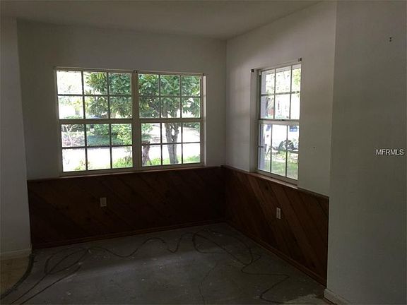 4th image of 3626 Almeria Ave