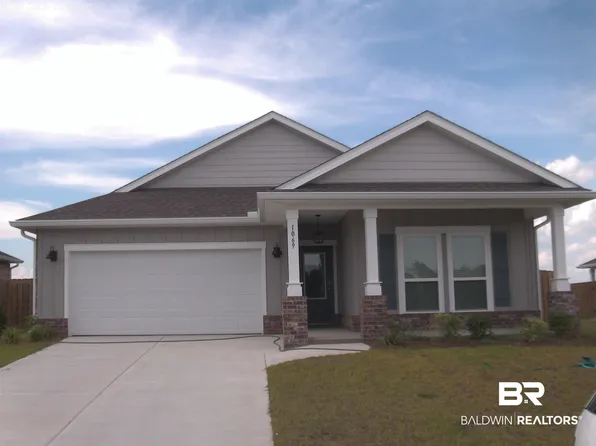 1069 Hayward Loop, Foley, AL 36535