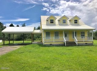 27 Monk Mitchell Rd #A, Picayune, MS 39466