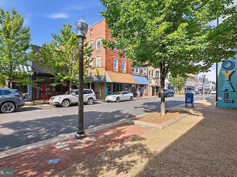407 Manassas Ave — Photo 53