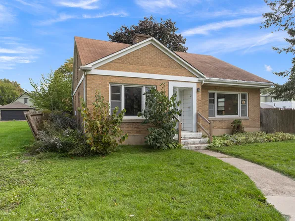 1425 Jackson St, North Chicago, IL 60064