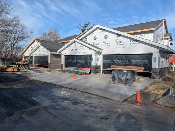 4719 Burma Rd, Mc Farland, WI 53558
