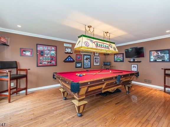 4th image of 30 Prince Henry Dr