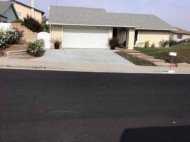 1st image of 23035 Garzota Dr