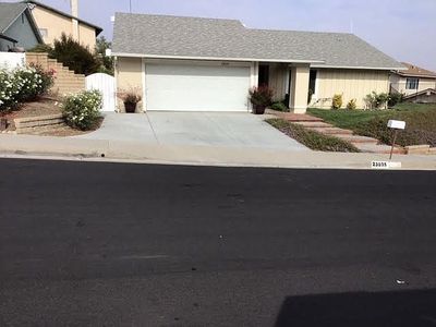 23035 Garzota Dr, Santa Clarita, CA, 91354