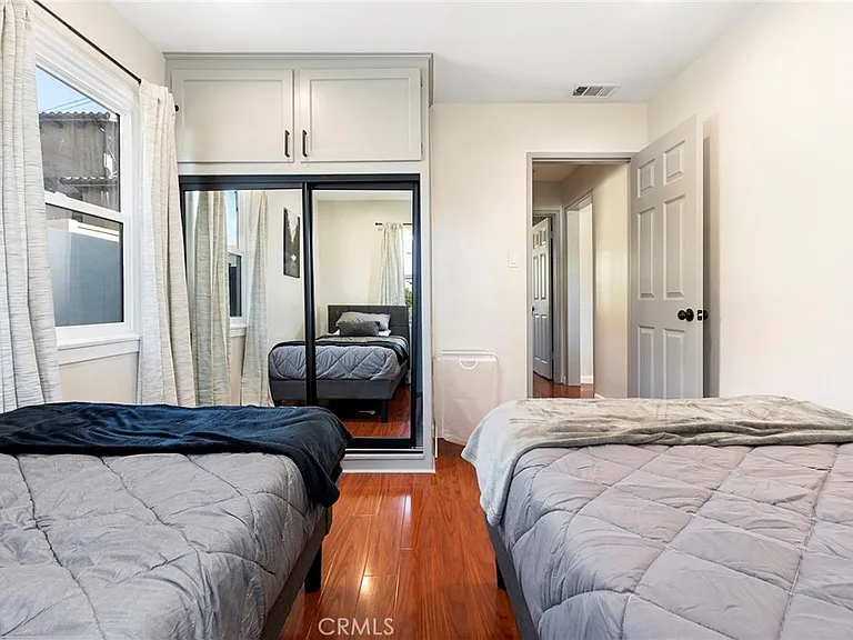 18228 Regina Ave — Photo 23