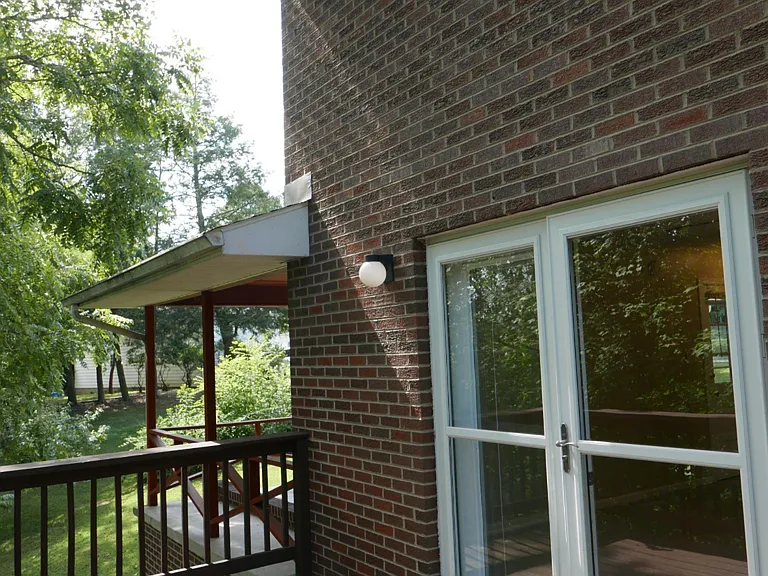 8 Bates Dr — Photo 12