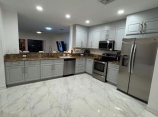 2900 Hidden Harbour Ct, Fort Lauderdale, FL 33312